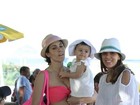Fernanda Pontes curte dia de praia com a filha, Malu