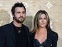 Jennifer Aniston e mais famosos vão a evento de moda na França