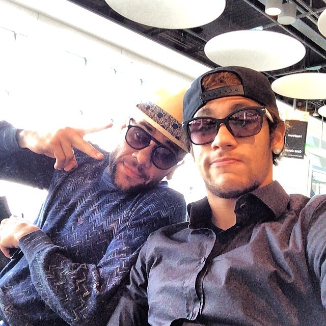 Daniel Alves e Neymar (Foto: Reprodução/Instagram)