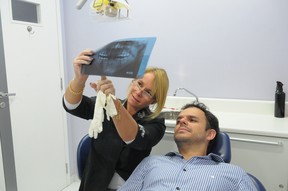 A ortodontista Liana Lima Pinheiro e Adrilles (Foto: Divulgação)
