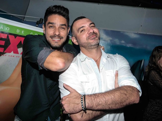 Ex-BBBs Diego e Vagner em festa em São Paulo (Foto: Leo Franco/ Ag. News)
