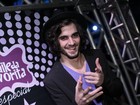 'Estou solteiríssimo’, afirma Fiuk em baile funk no Rio