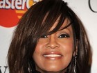 Namorado de Whitney Houston visita hotel em que cantora morreu