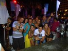 Gusttavo Lima curte festa com Peladona de Congonhas em Ibiza