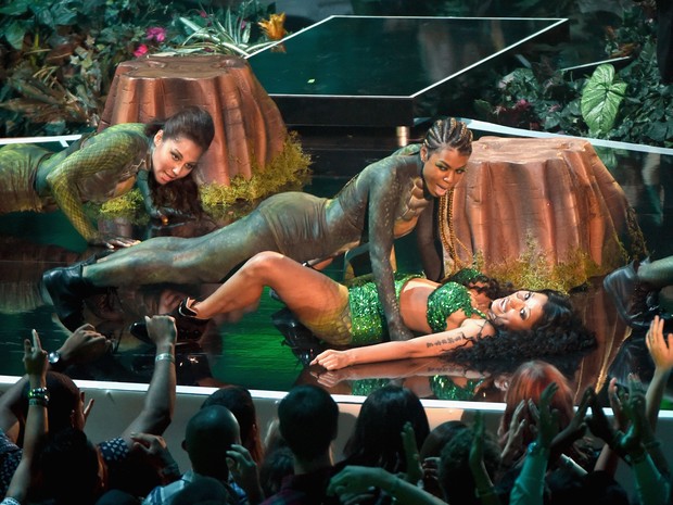 Nicki Minaj se apresenta no VMA (Foto: Michael Buckner/ Getty Images/ AFP)
