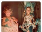 Karina Bacchi posta fotos com fantasias de carnaval na infância