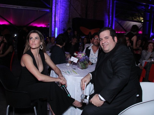 Deborah Secco e Leandro Hassum em prêmio de cinema no Rio (Foto: Claudio Andrade e Thyago Andrade/ Foto Rio News)