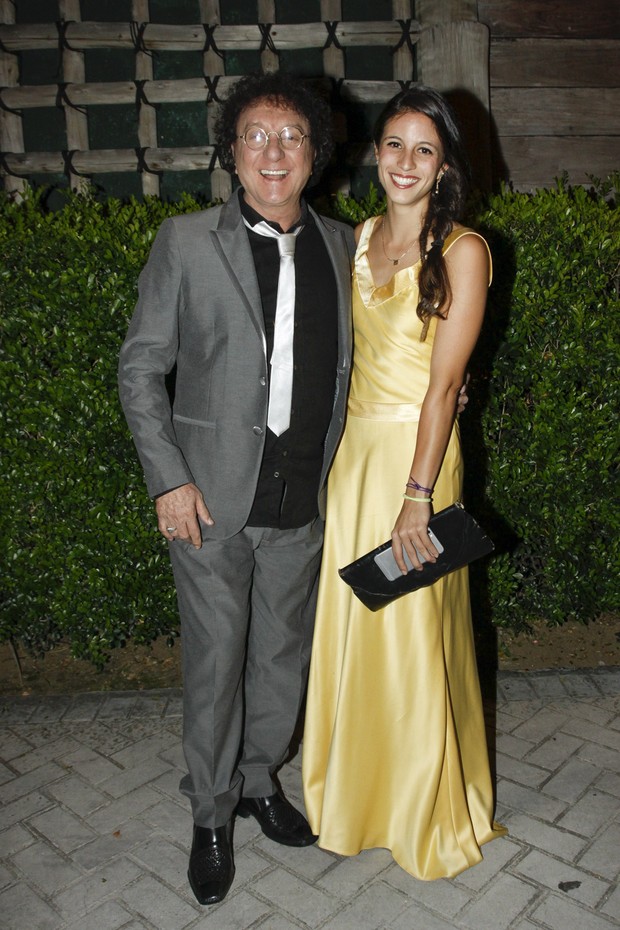 Silvio Britto e a filha (Foto: Celso Tavares/EGO)