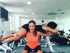 Ivete Sangalo faz 'levantamento de sobrinha' em foto na academia