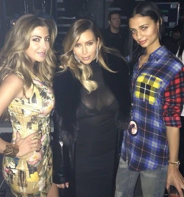 Kim Kardashian com amigas no show de Kanye West em Detroit, nos Estados Unidos (Foto: Instagram/ Reprodução)