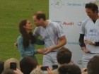 Kate Middleton entrega troféu de polo aos príncipes William e Harry