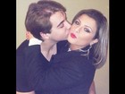 Babi Rossi posta foto ganhando beijinho de Olin Batista