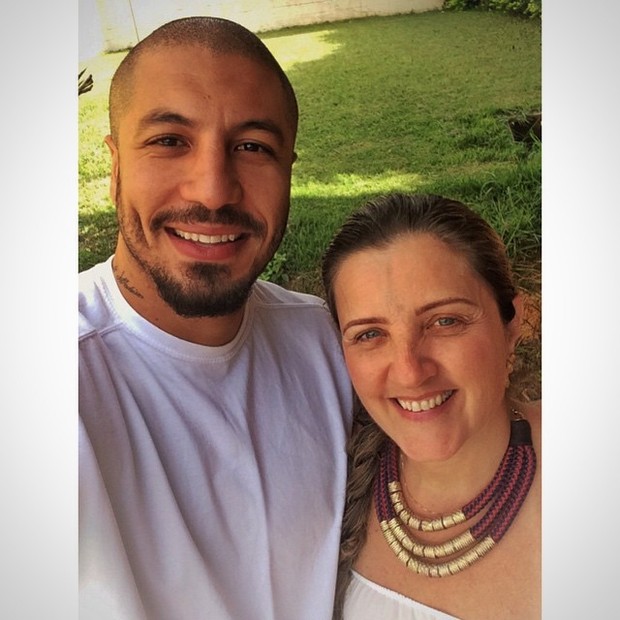 Fernando Medeiros e a sogra, Lígia. (Foto: Reprodução/Instagram)