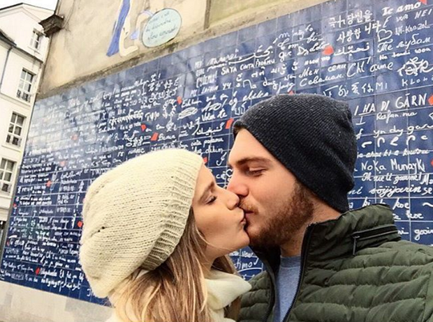 Isabella Santoni com o namorado, Lucas Wakim (Foto: Reprodução/Instagram)