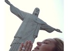 Candice Swanepoel comenta crise no Brasil: ‘País que eu amo tanto’