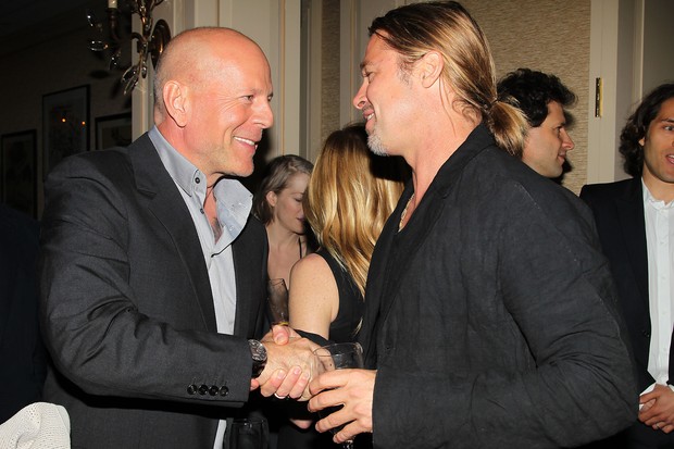 Brad Pitt e Bruce Willis (Foto: Grosby Group)