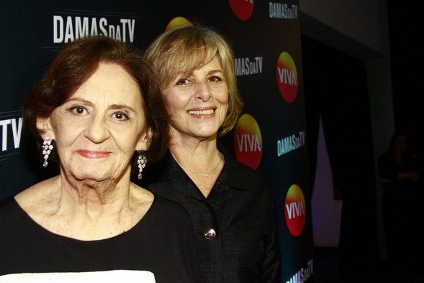 Laura Cardoso e Irene Ravache em prêmio de cinema (Foto: Thyago Andrade / Foto Rio News)