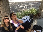Ivete e Sabrina Sato aparecem juntas e cheias de sacolas em Miami