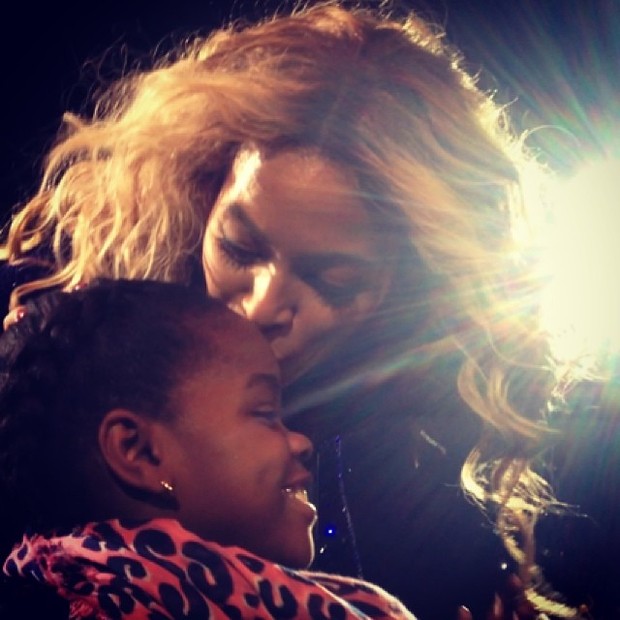Mercy James, filha de Madonna, em show da Beyoncé em Nova York, nos Estados Unidos (Foto: Instagram/ Reprodução)