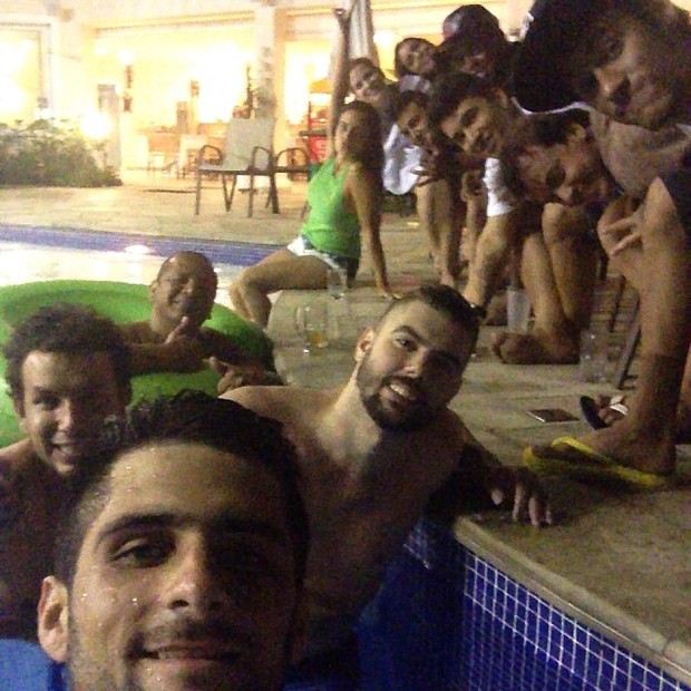 Neymar com amigos (Foto: Instagram/ Reprodução)