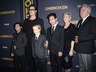 Brad Pitt leva os filhos a première de filme nos Estados Unidos