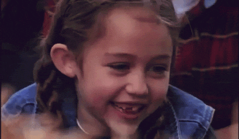 Miley Cyrus quando criança (Foto: Reprodução)