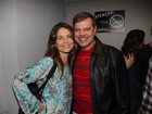 Cláudia Abreu e Diogo Vilela vão ao teatro no Rio