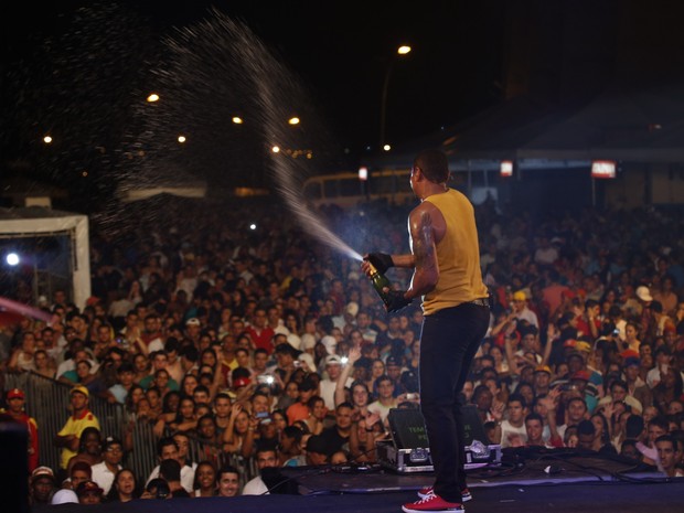 Naldo em show em Uberlândia, Minas Gerias (Foto: Fred Pontes/ Divulgação)