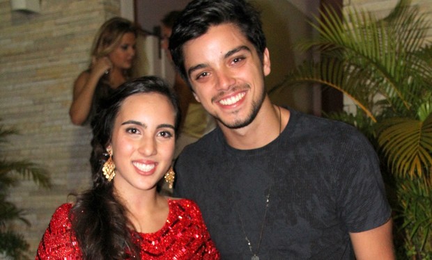 Filha de Edmundo com Rodrigo Simas (Foto: Cleomir Tavares / Divulgação)