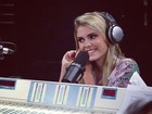 'Sou namoradeira, não pegadora', diz Bárbara Evans em programa de rádio