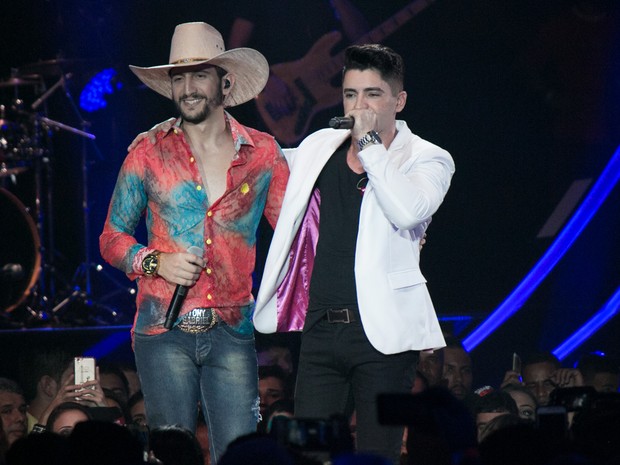 Antony e Gabriel em show em Londrina, no Paraná (Foto: Deividi Correa/ Ag. News)