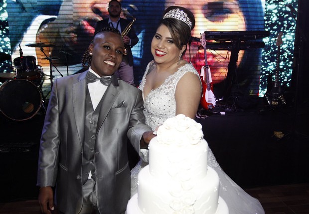 Neném se casa com Thaís Baptista em São Paulo (Foto: Celso Tavares/ EGO)