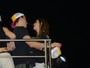 Rafael Cortez beija muito em trio elétrico durante show do Timbalada