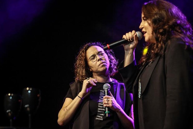 Maria Gadú e Ana Carolina (Foto: Raphael Castello/AgNews)