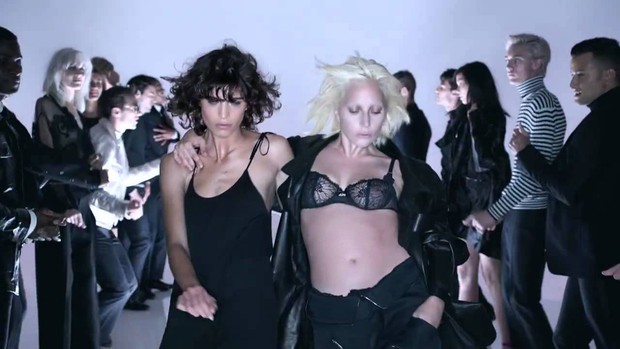 Lady Gaga no fashion-film de Tom Ford (Foto: Youtube / Reprodução)