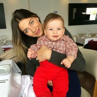 Luma Costa com o filho, Antônio (Foto: Instagram / Reprodução)