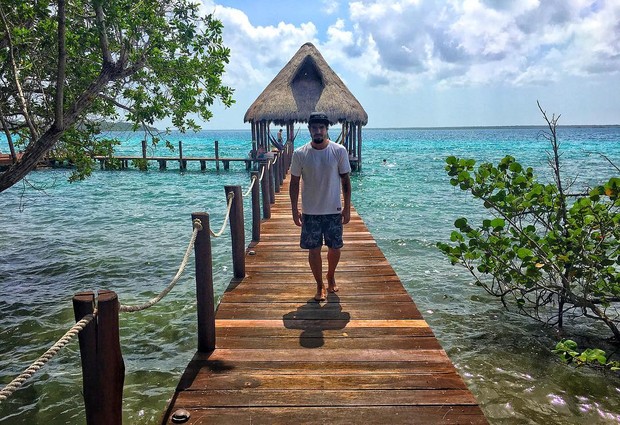 Caio Castro em Belize (Foto: Reprodução/Instagram)