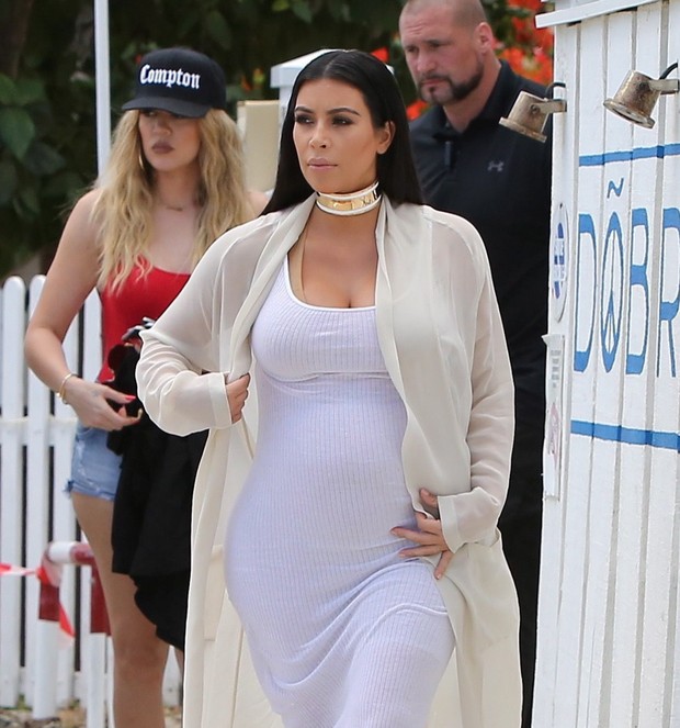 Kim Kardashian Photostream  Looks gestantes, Roupas de gravidez