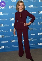 Look do dia: Jane Fonda usa modelito elegante em festival de cinema