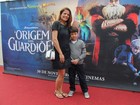 Famosos levam os filhos a estreia de filme no Rio