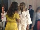 Ivete Sangalo encontra Beyoncé nos bastidores do show no Rock in Rio