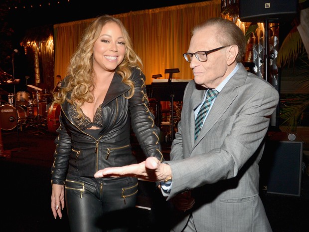 Mariah Carey e Larry King em evento em Los Angeles, nos Estados Unidos (Foto: Charley Gallay/ Getty Images/ AFP)
