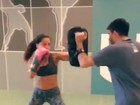 Poderosa! Anitta faz treino de luta e mostra em vídeo na web 