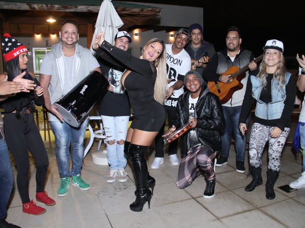 Mulher Filé em festa de lançamento de clipe no Rio (Foto: Thyago Andrade/ Divulgação)