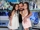 Luciano faz festa de aniversário para as filhas gêmeas em São Paulo