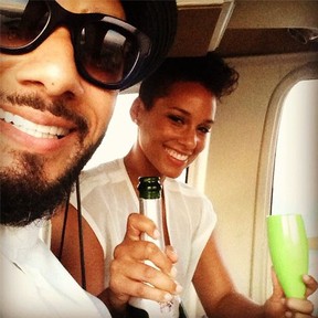 Swizz Beatz, marido de Alicia Keys, posta foto a caminho do Rio (Foto: Instagram/Reprodução)