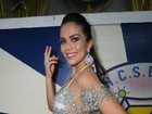 Daniela Albuquerque usa look com transparência em noite de samba