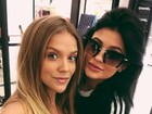 Gabi Lopes tieta Kylie Jenner em shopping nos Estados Unidos