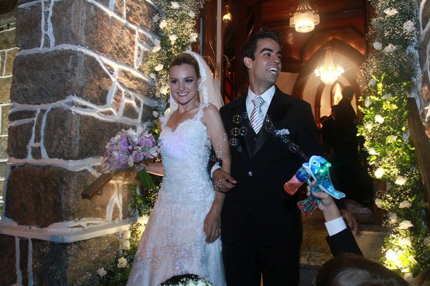 Ex-paquita Thalita Ribeiro se casa com Patrick de Oliveira (Foto: Clayton Militão/ Foto Rio News)