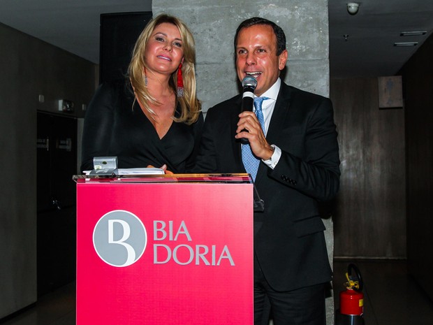  Artista plástica Bia Doria com o marido, João Dória Jr., em pré-estreia de filme em São Paulo (Foto: Manuela Scarpa/ Foto Rio News)